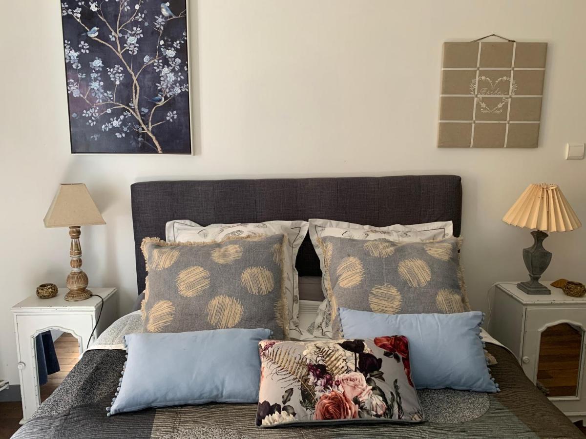 La Cour Pavée, T2 lumineux, cosy, confort 55 m2 Saint-Léonard-de-Noblat Esterno foto
